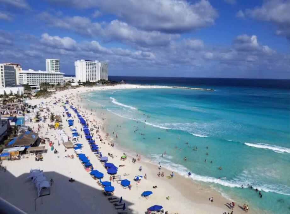 Beach Front Renewed Apartment Cancún Zewnętrze zdjęcie
