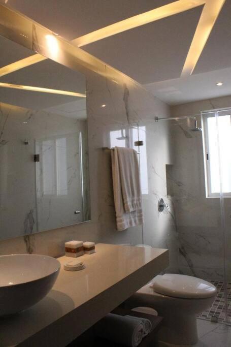 Beach Front Renewed Apartment Cancún Zewnętrze zdjęcie